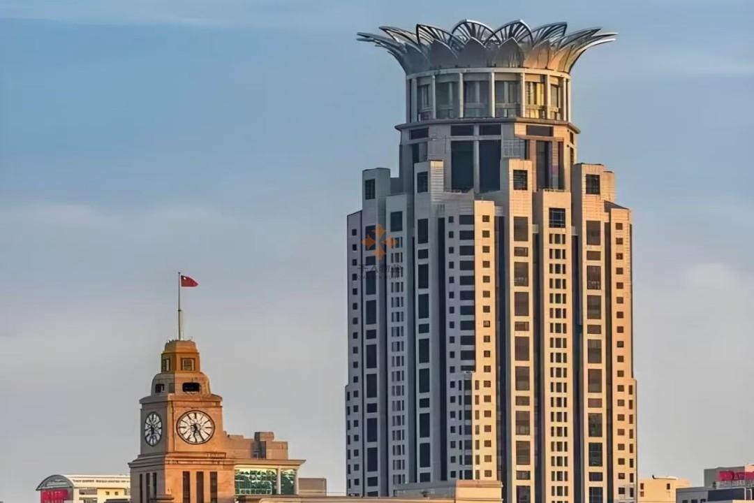 黄浦 金光外滩中心 2512平米 简装