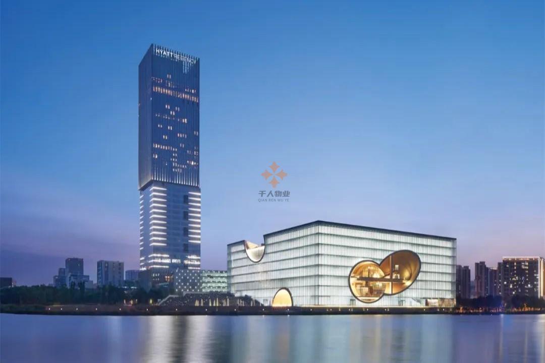 上海保利国际广场