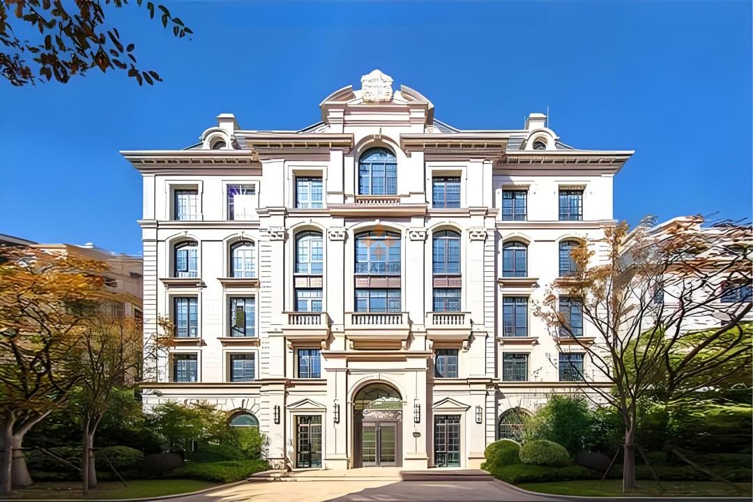 浦东 陆家嘴金融街区 350平米 简装