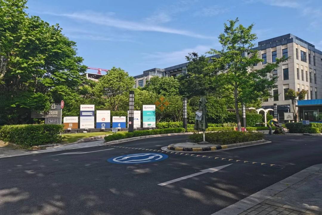 浦东 亚芯科技园 307平米 简装