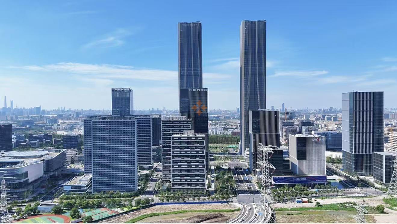 浦东 张江科学之门 200平米 简装