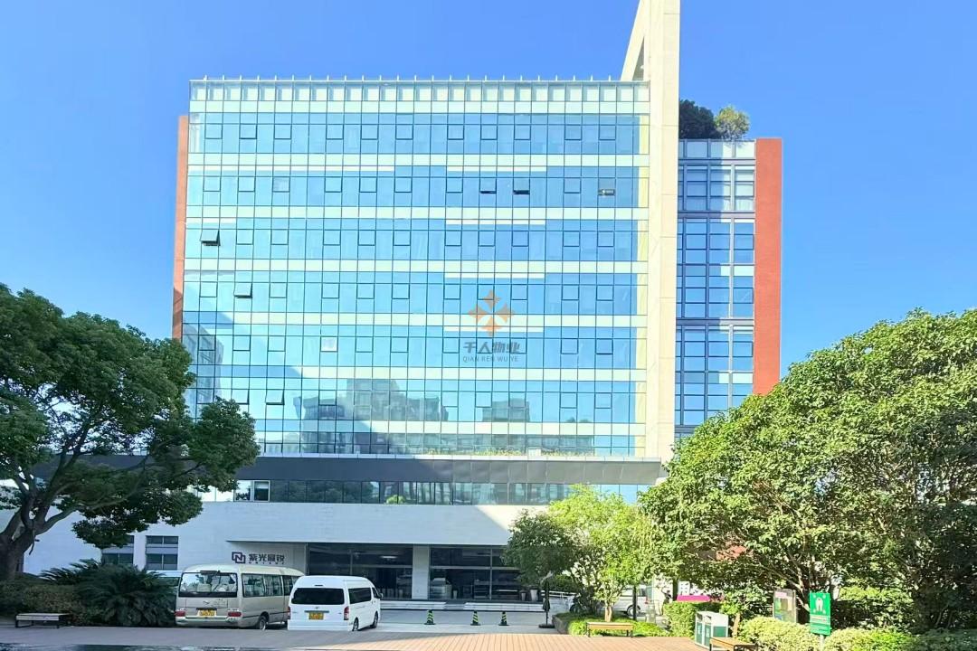 浦东 展讯中心 112平米 简装