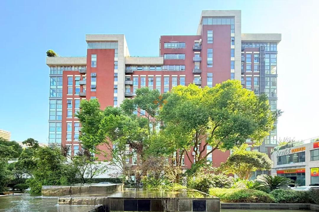 浦东 展讯中心 1500平米 简装