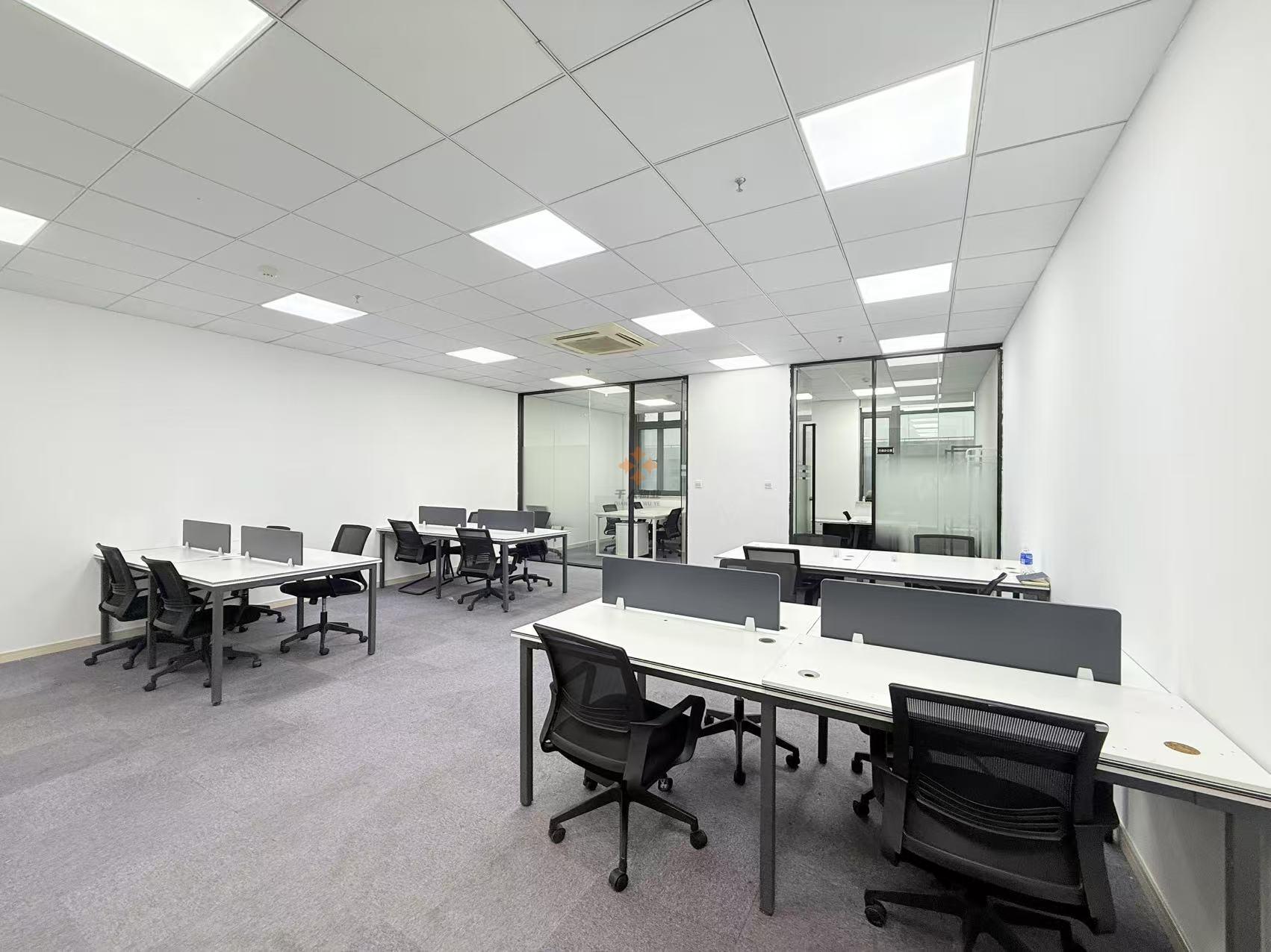 浦东 张江集电港 136平米 精装