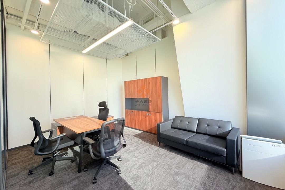 浦东 张江科学之门 190平米 简装