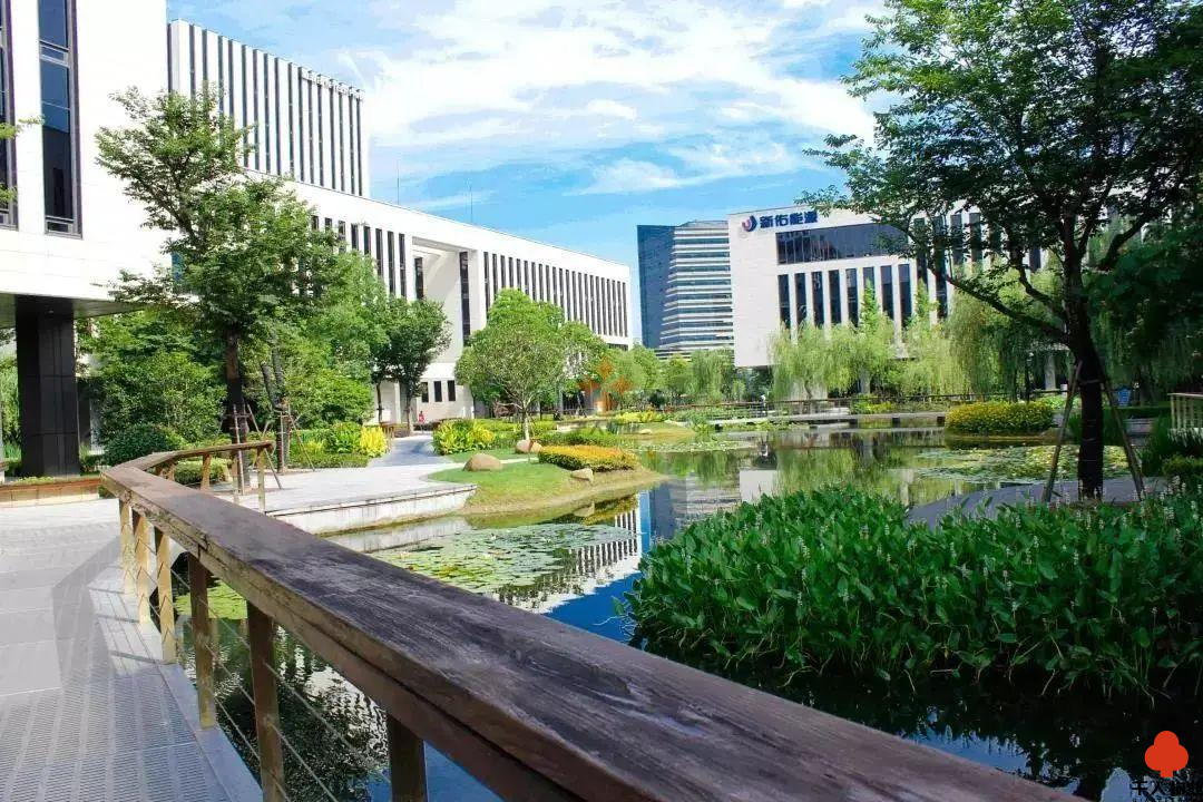 漕河泾康桥商务绿洲.png