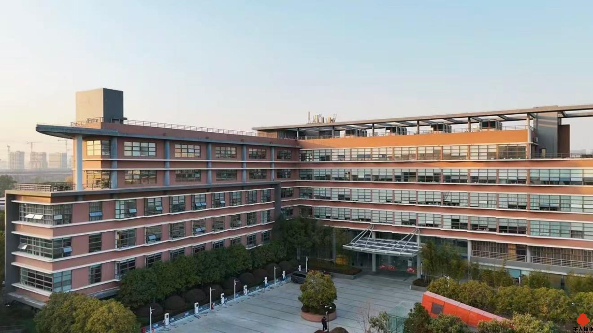 浦东 中海金鹤信息科技园 744平米 简装