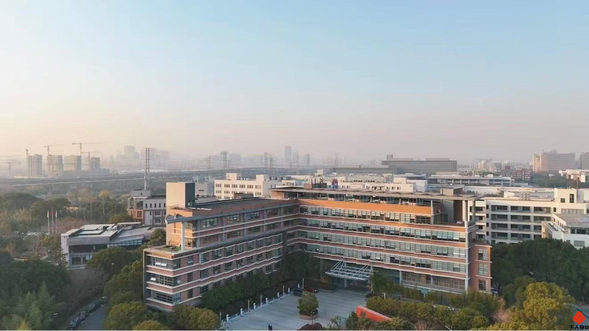 浦东 中海金鹤信息科技园 1000平米 简装